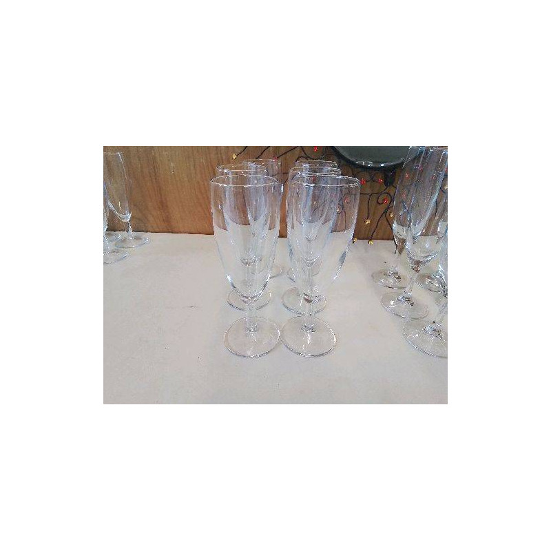 LOT DE 6 FLUTES 