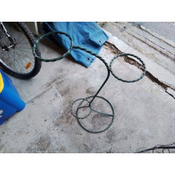 SUPPORT PLANTE FER FORGÉ 