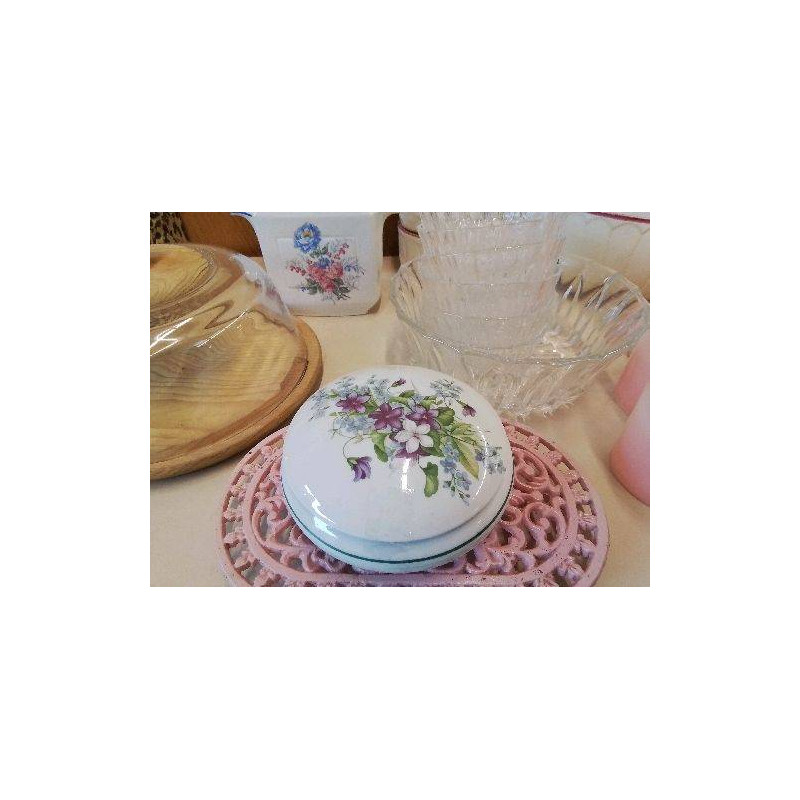 BONBONNIÈRE MOTIF FLORAL 