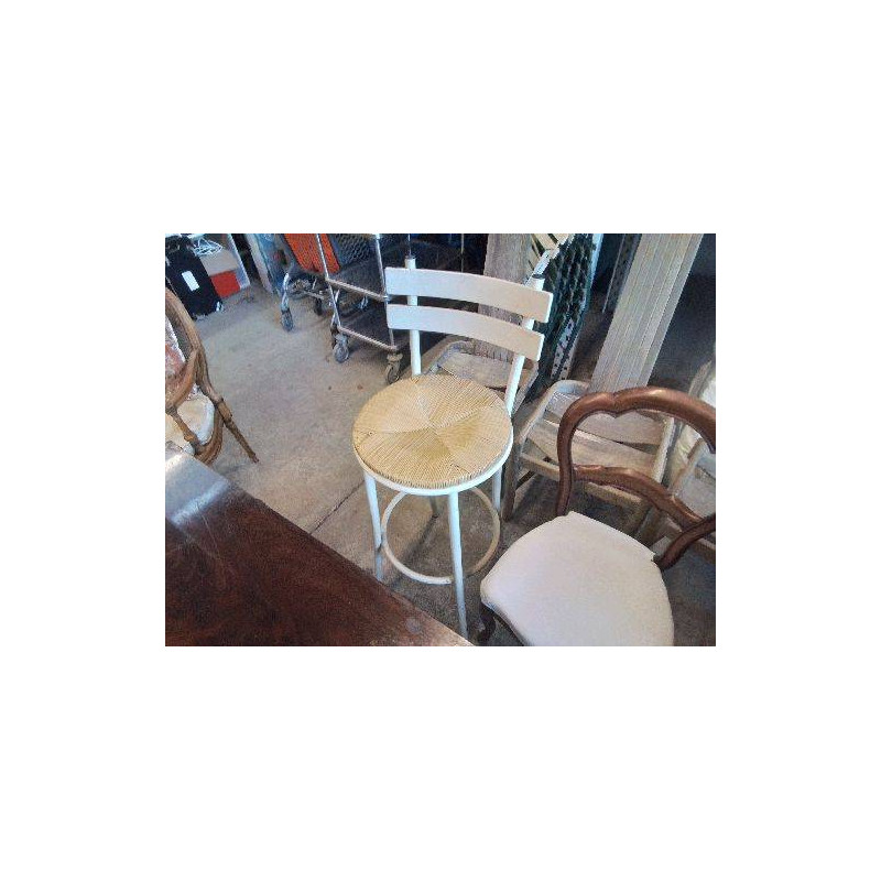 CHAISE HAUTE BLANCHE EN FER PAILLÉ 