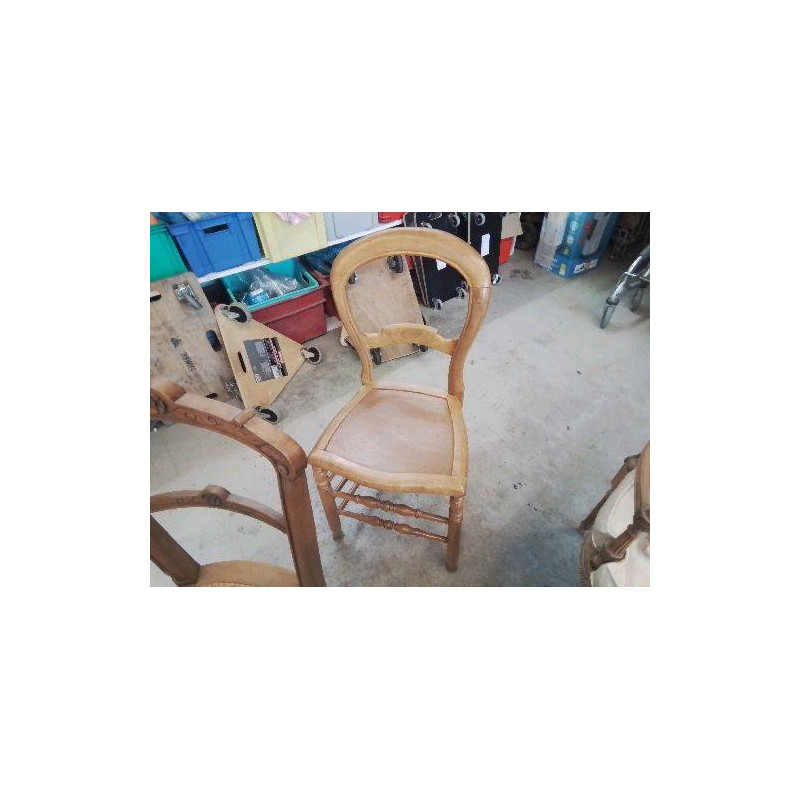 CHAISE EN BOIS 