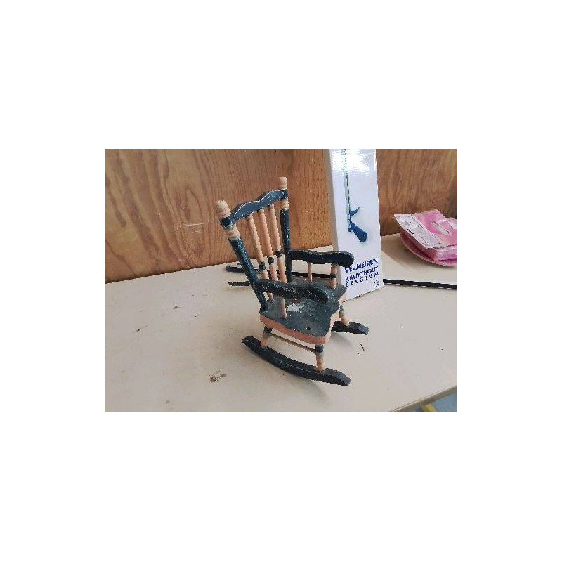 MINI ROCKING CHAIR 
