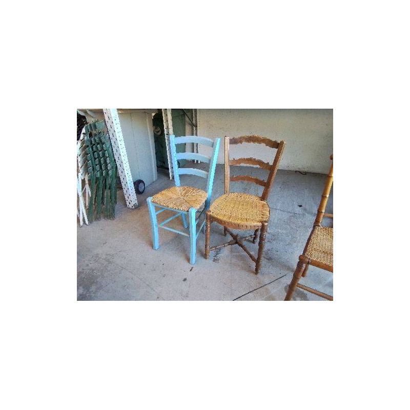 CHAISE