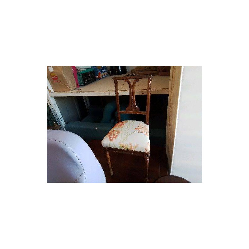 CHAISE TAPISSÉE MOTIF FLORAL 