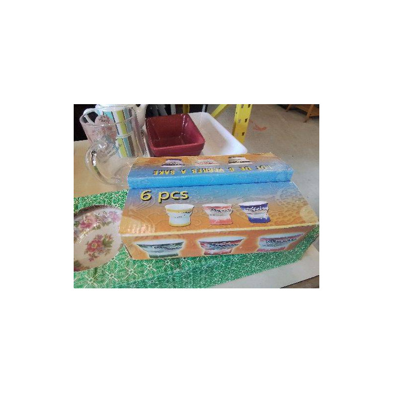 LOT DE 6 VERRES A SAKE