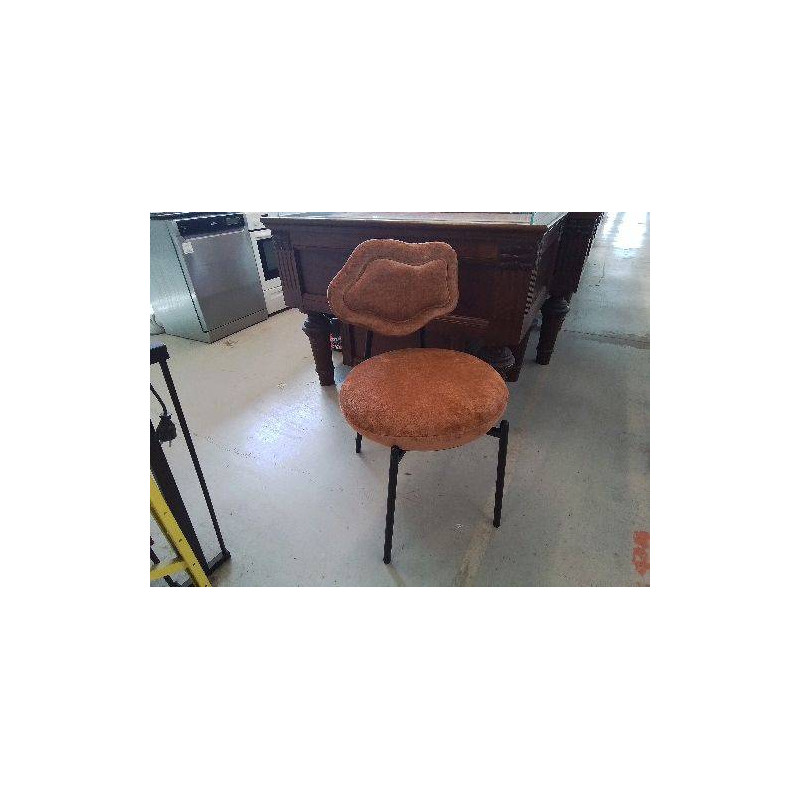 PETITE CHAISE MARRON PELUCHE ET METAL NOIR REF : NVGORDER13543-HJ