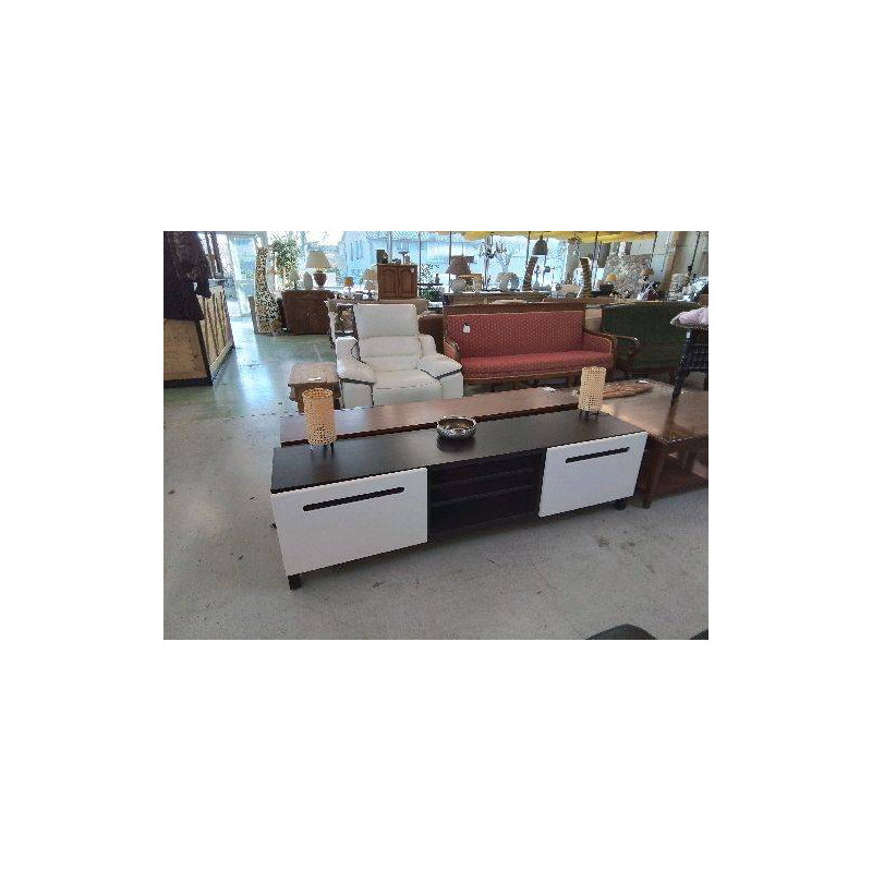 MEUBLE TV DEUX PORTES 