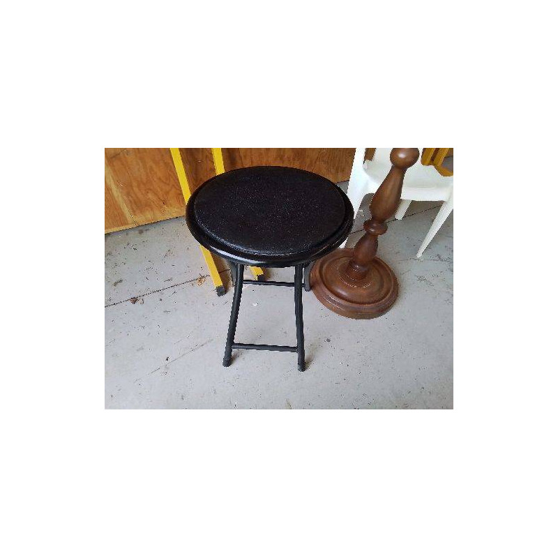 TABOURET PLIANT 