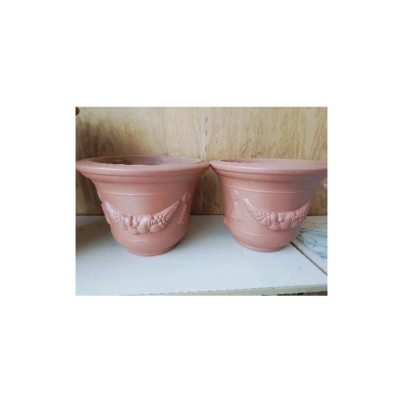 JARDINIÈRE EN PLASTIQUE 