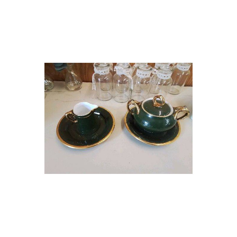 SERVICE VERT ET DORÉ 