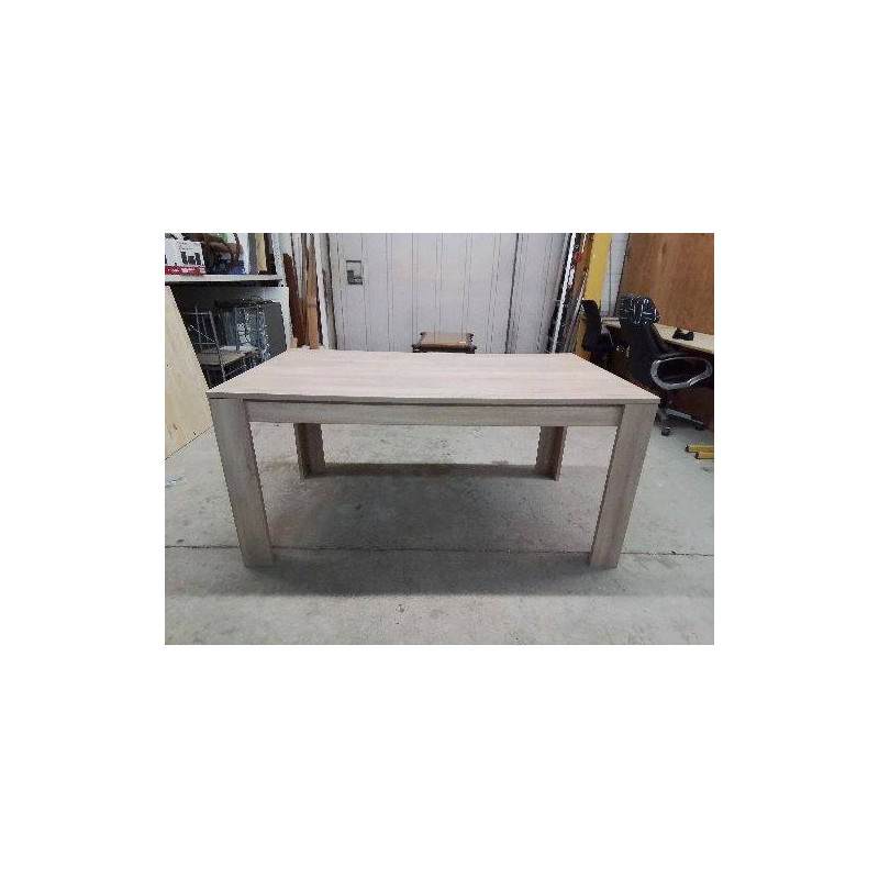 TABLE CONTEMPORAINE EFFET CHENE CLAIR