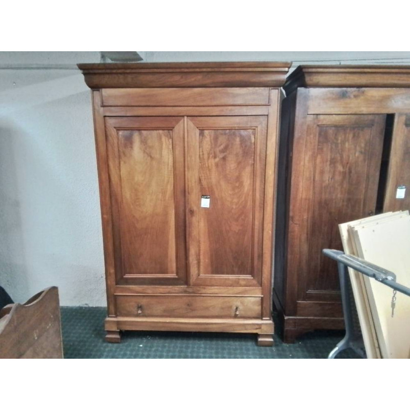 ARMOIRE DEUX PORTES STYLE LOUIS PHILIPPE