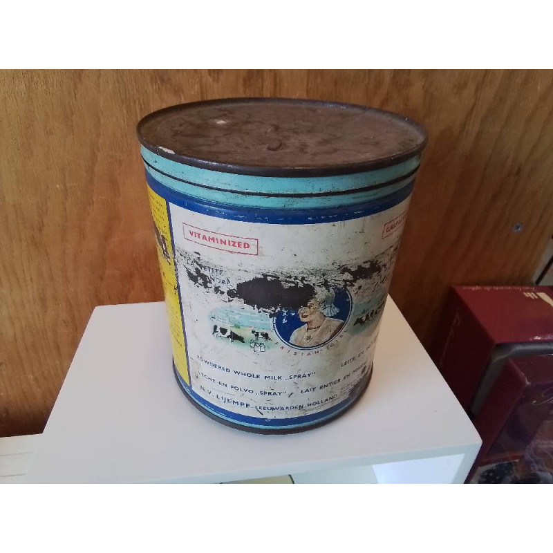 ANCIENNE BOITE A LAIT EN FER BLANC