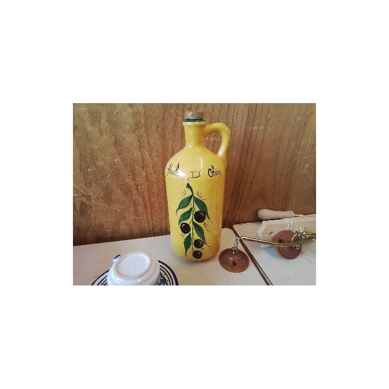 BOUTEILLE D’HUILE D’OLIVE