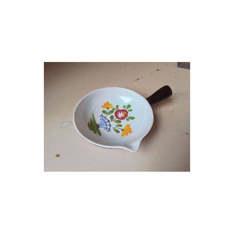 CAQUELON EN PORCELAINE 