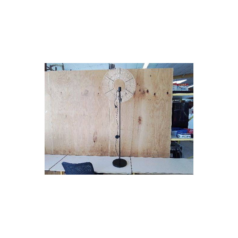 LAMPE SUR PIED MAISON DU MONDE