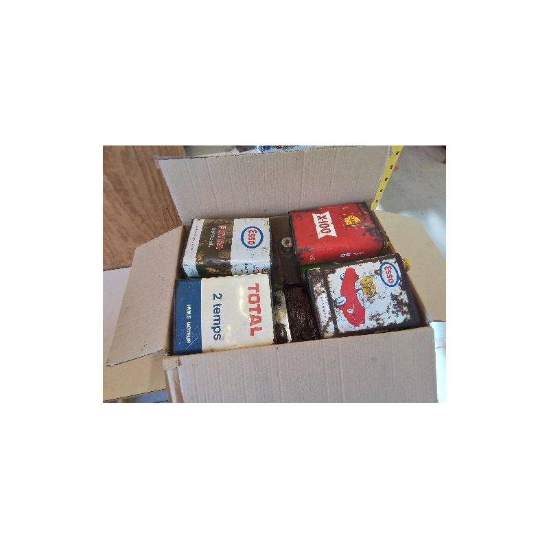 BIDON D’HUILE ANCIEN