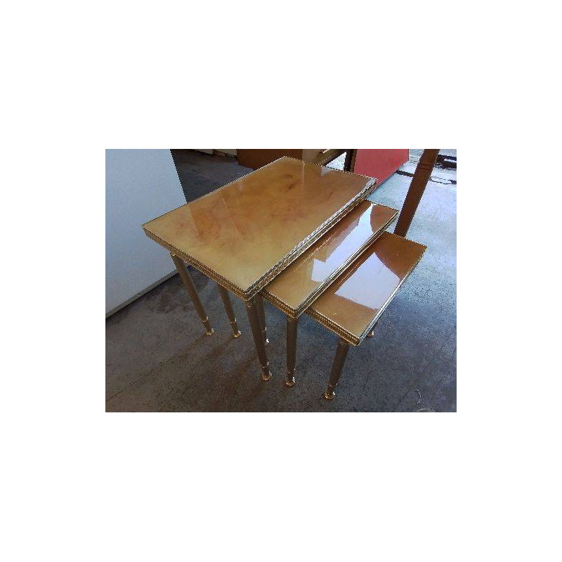 TABLE GIGOGNE 