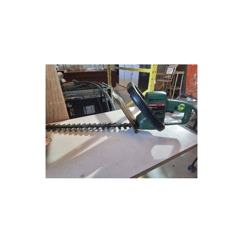 TAILLE HAIE ELECTRIQUE BOSCH