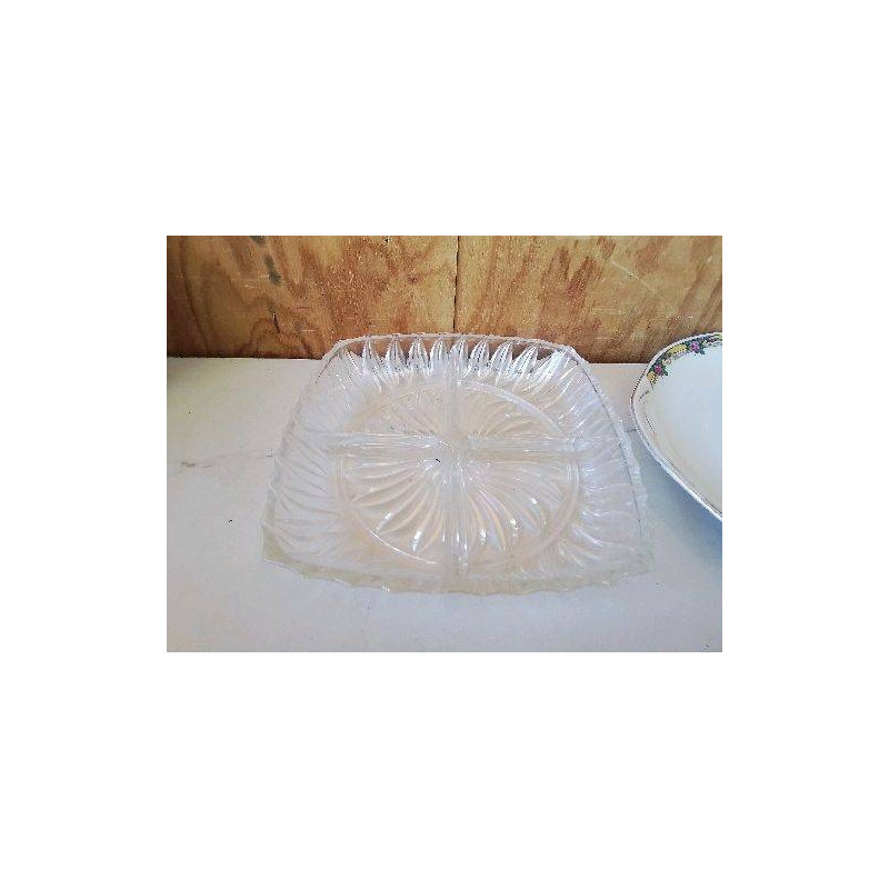 PLAT APÉRITIF EN VERRE 