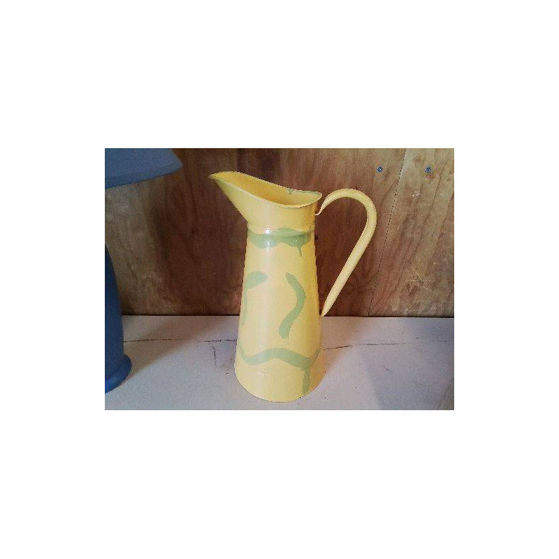 BROC JAUNE EN TAULE ÉMAILLÉ 