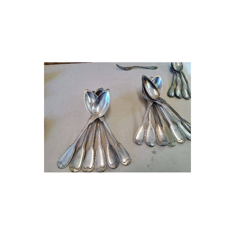 LOT DE 6 CUILLERES A SOUPES EN METAL BLANC ARGENTÉ