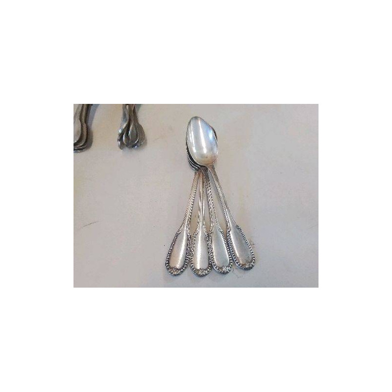 LOT DE 4 CUILLÈRES EN METAL BLANC ARGENTÉ 