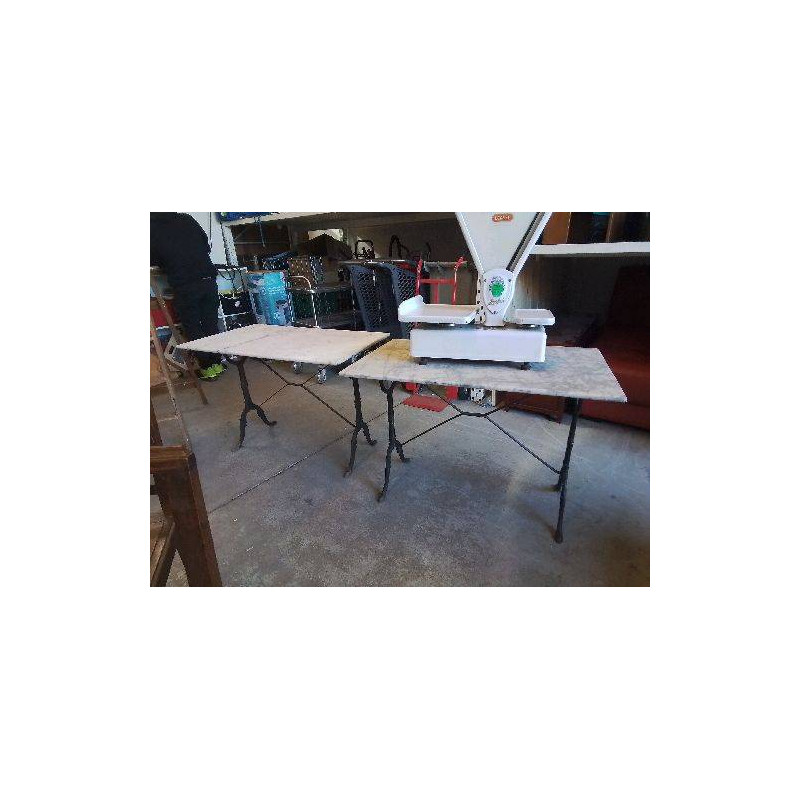 TABLE BISTROT FONTE/MARBRE