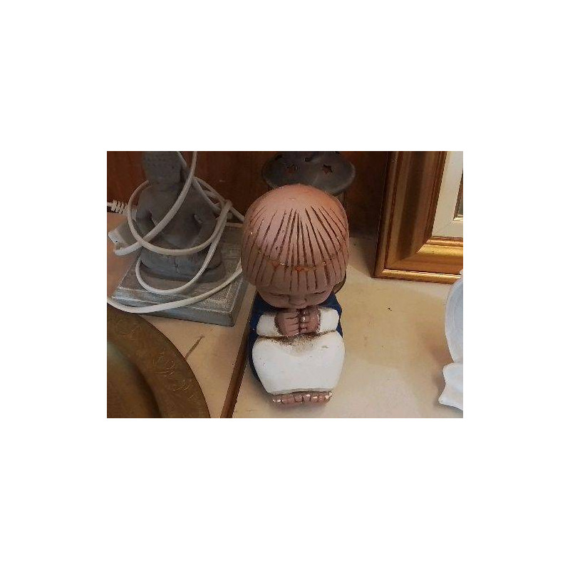 PETITE FIGURINE PRIRUSE 