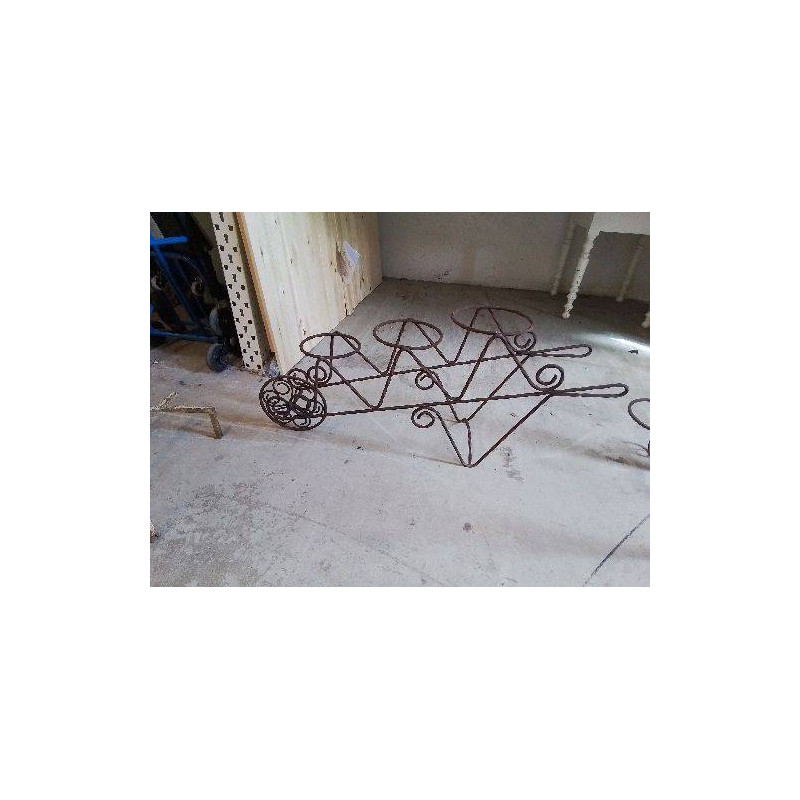 BROUETTE PORTE PLANTES EN FER FORGÉ