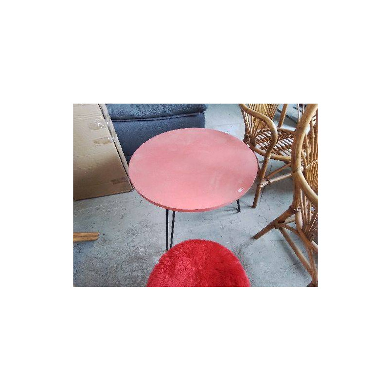 TABLE ROUGE 