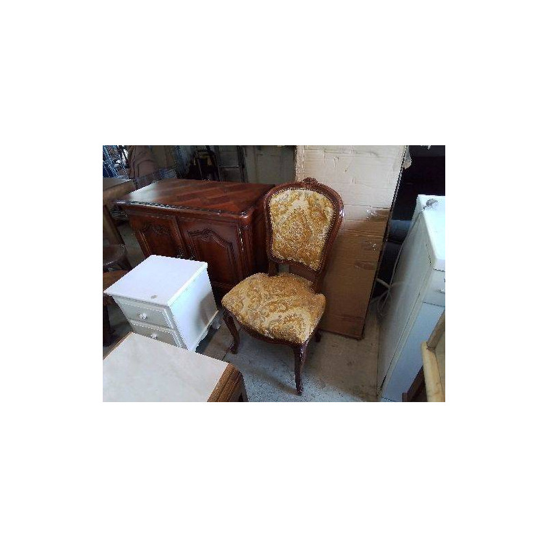 CHAISE TAPISSÉE 