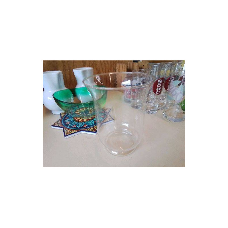 VASE EN VERRE