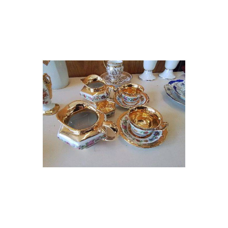 PETITE DINETTE LIMOGES DORÉ