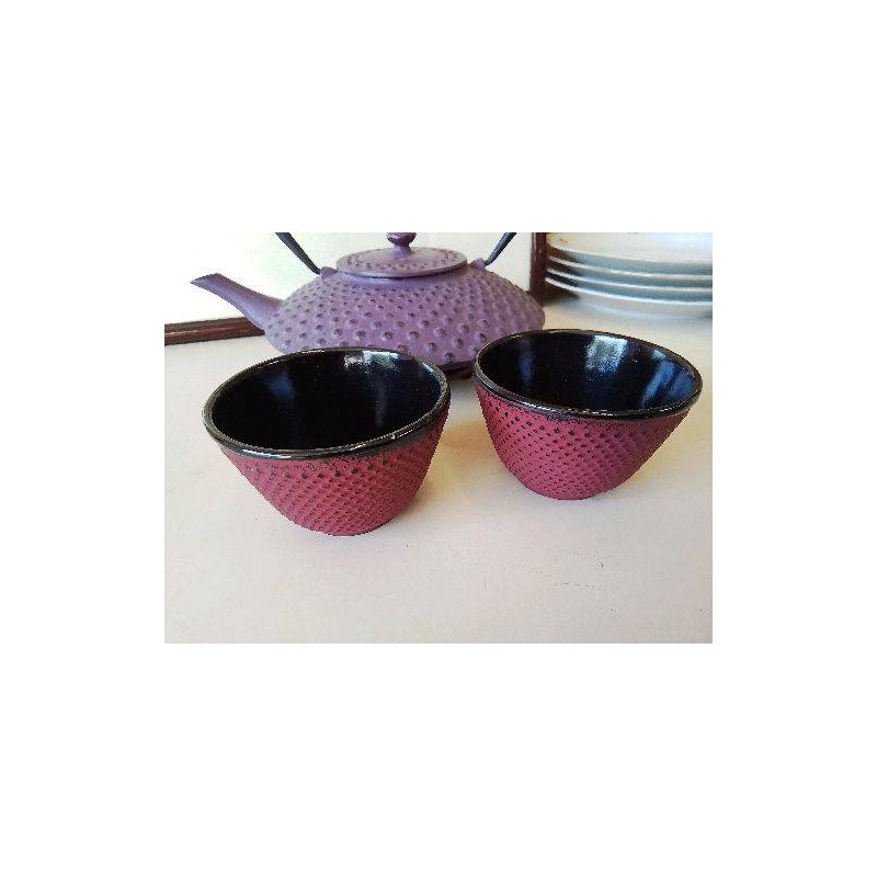 TASSE EN FONTE 