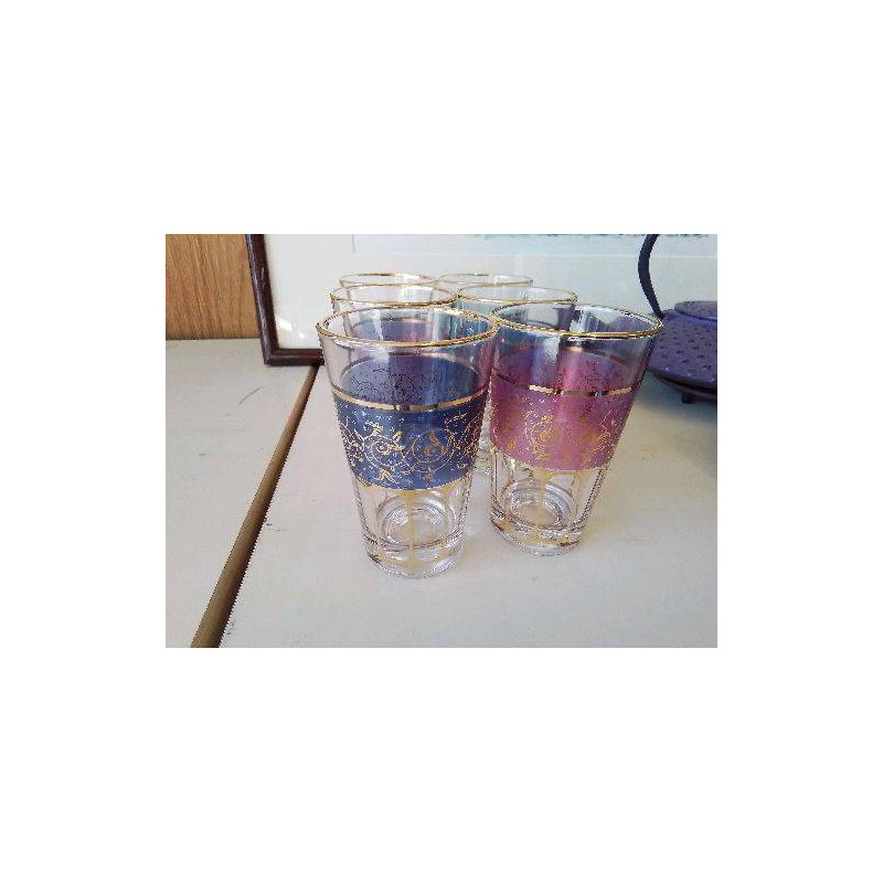 LOT DE VERRES A THE