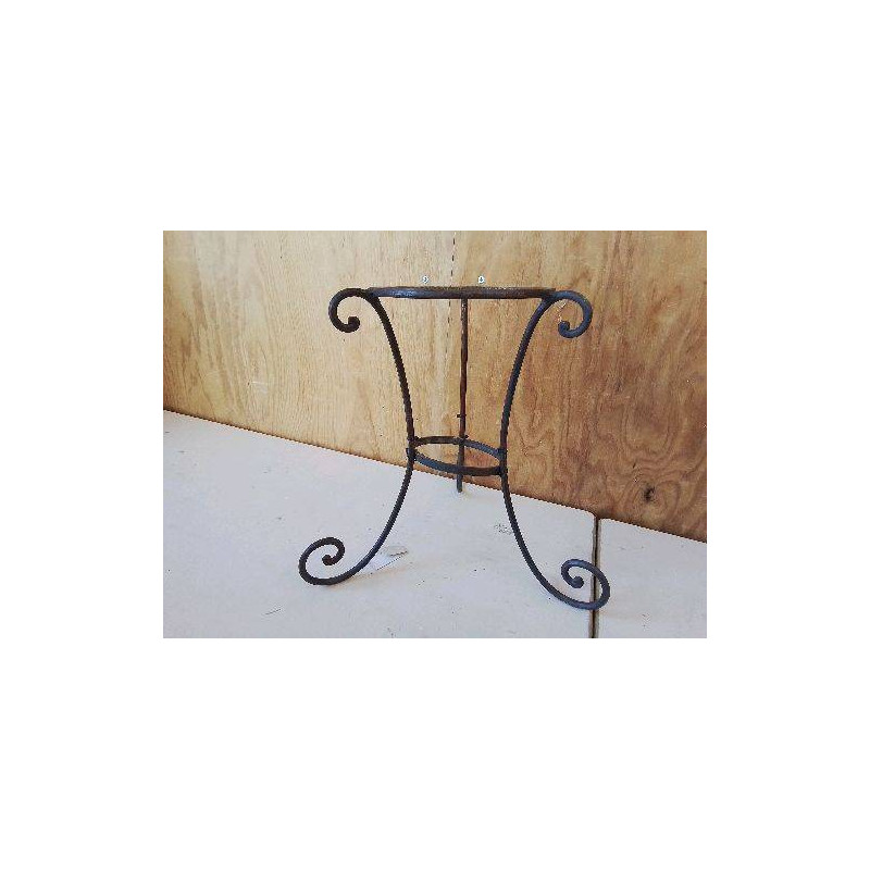 PORTE PLANTE EN FER