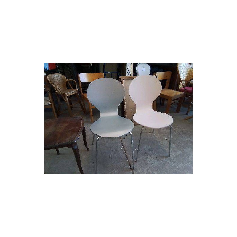 CHAISE