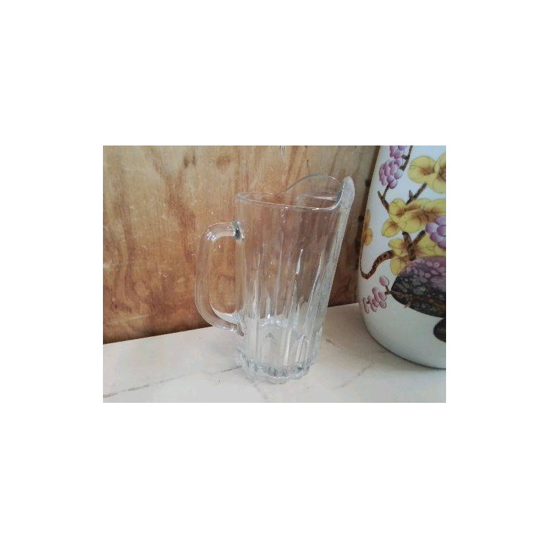 CARAFE EN VERRE