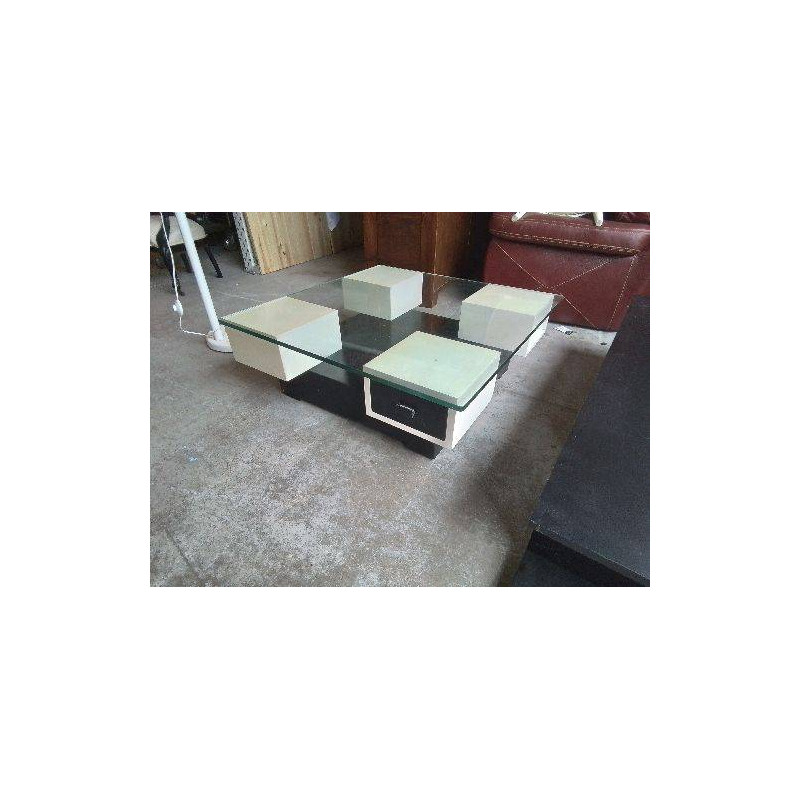 TABLE DE SALON DESIGN CUBIQUE