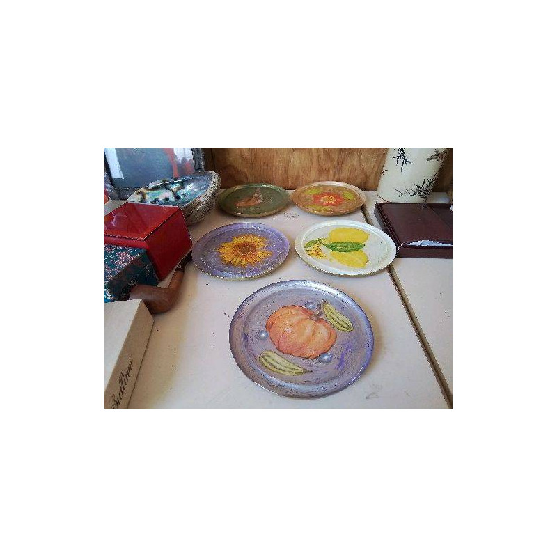 DESSOUS DE VERRE 