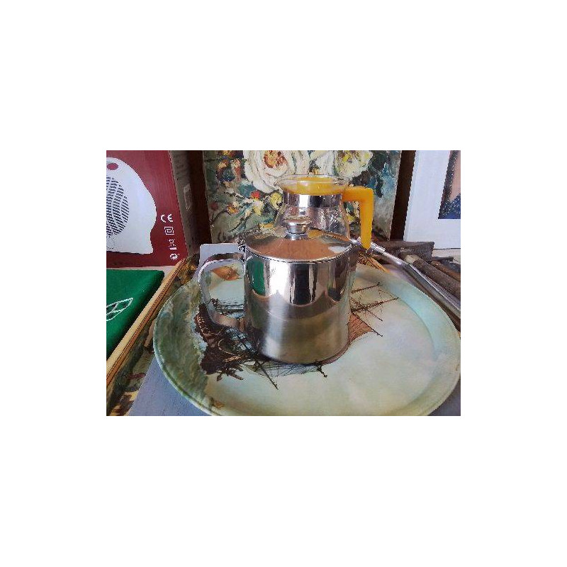 CAFETIÈRE 