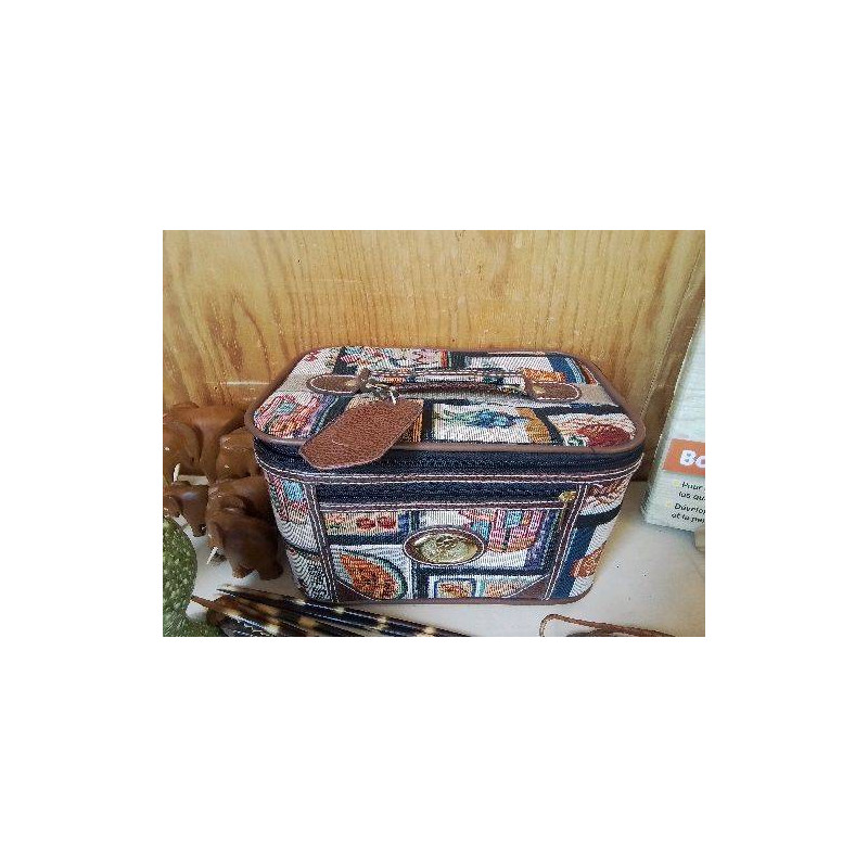 PETITE VALISE DE VOYAGE 