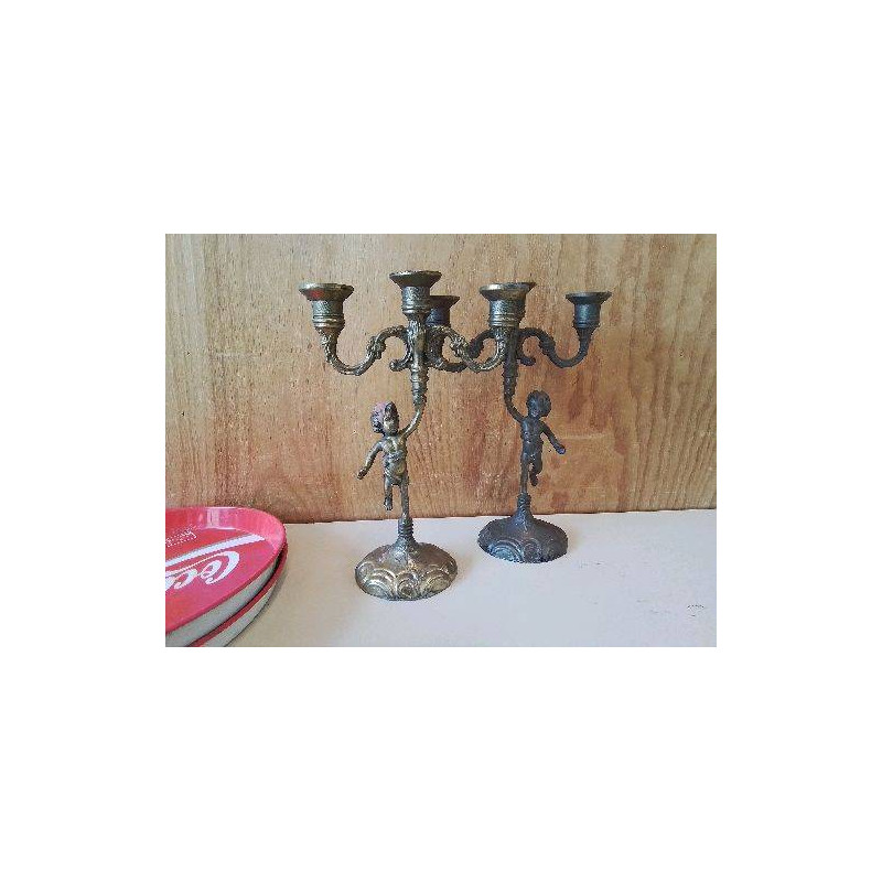 PAIRE DE CHANDELIER AU CHERUBINS