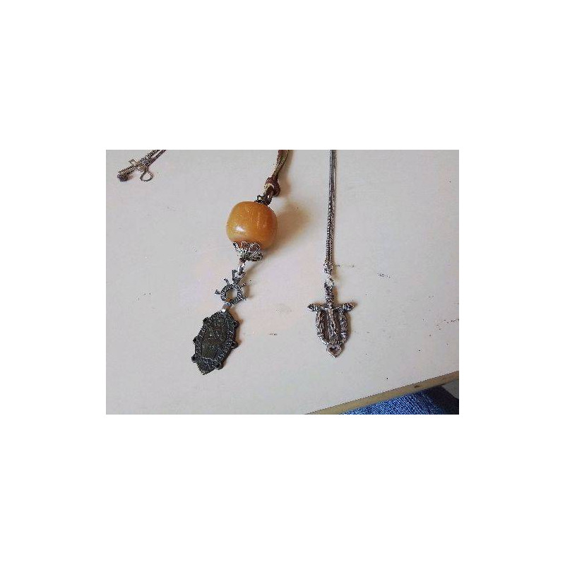 COLLIER DE RELIGIEUX 