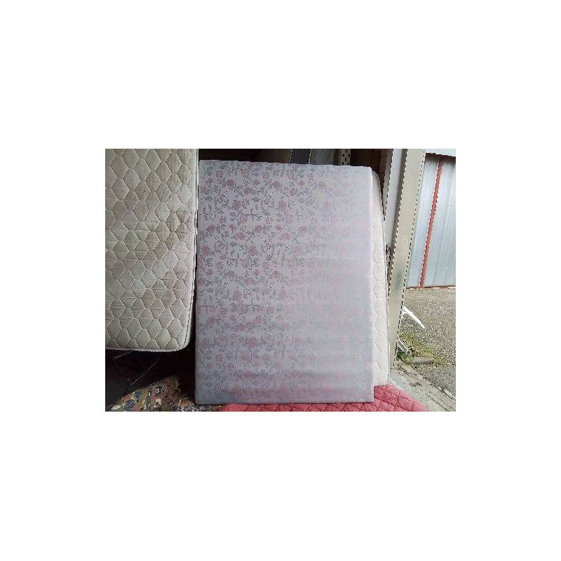 SOMMIER TAPISSÉ 140X190 