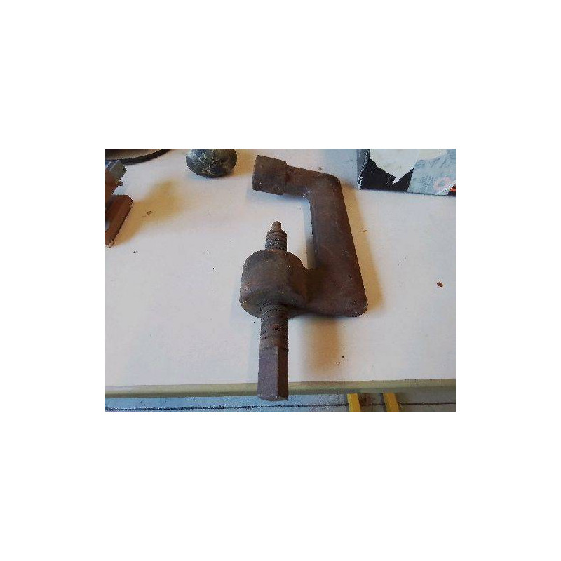 SERRE JOINT 