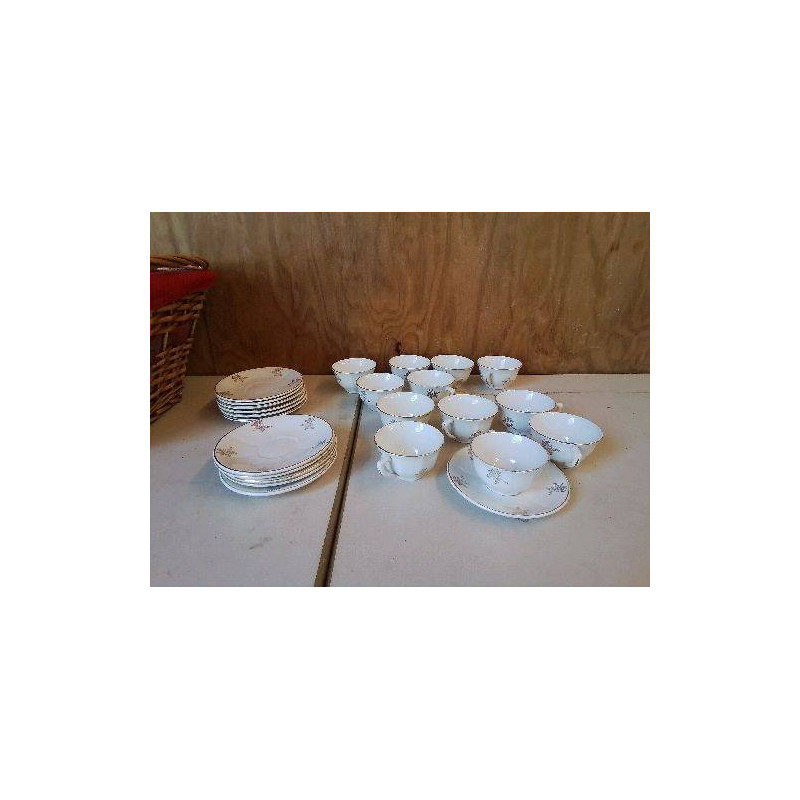 TASSE AVEC SOUCOUPE 