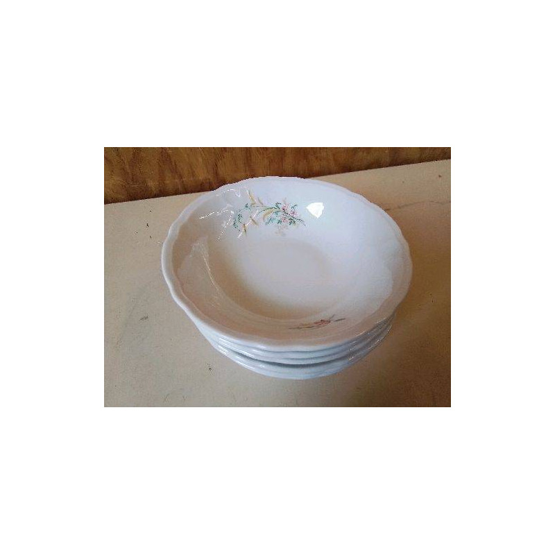 LOT DE 6 COUPELLES EN PORCELAINE DU BERRY