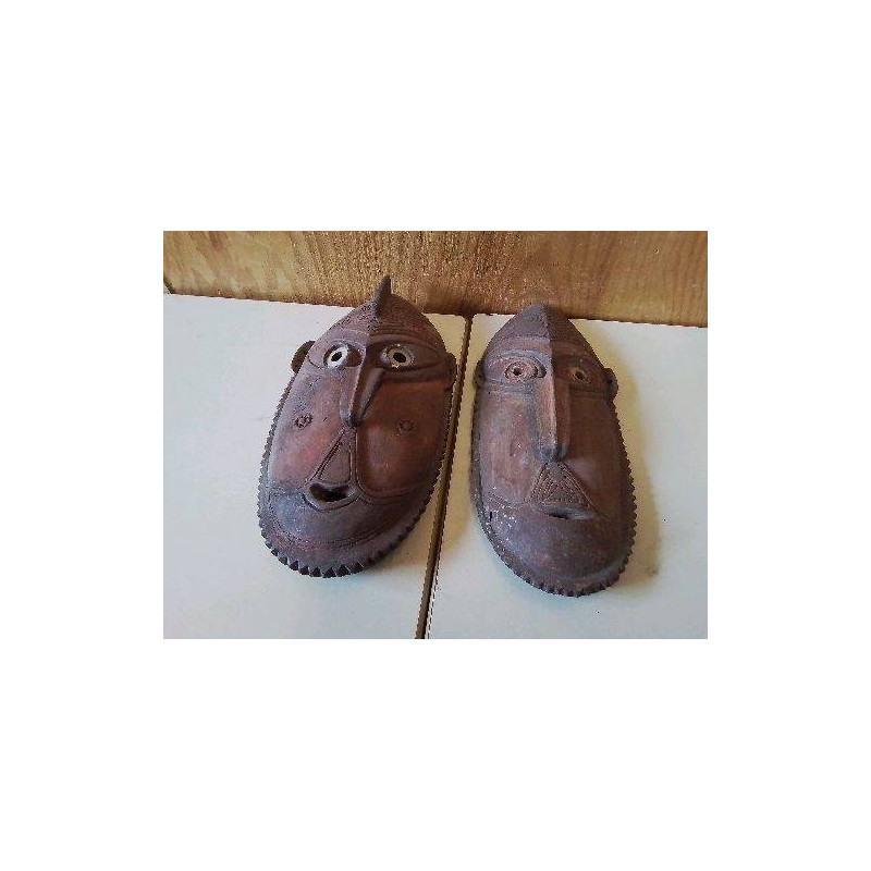 MASQUE EN BOIS 